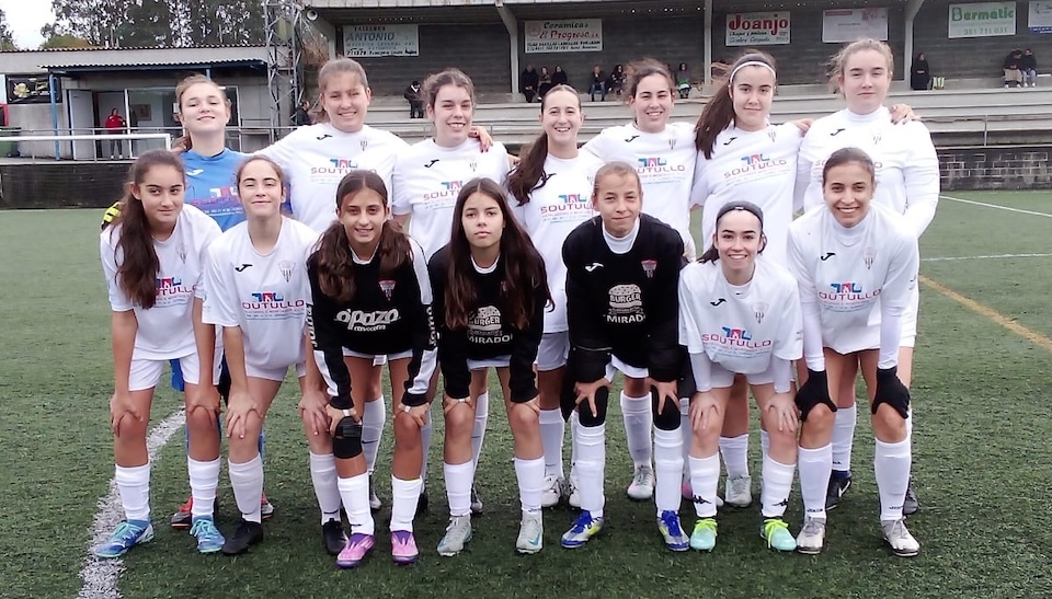 11 do UD Cerqueda feminino en Xavina