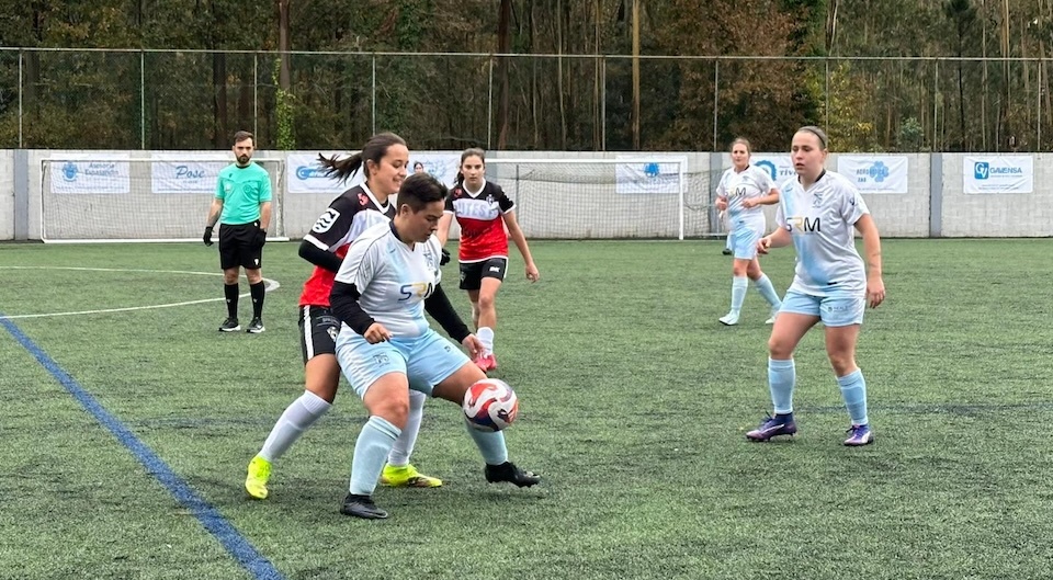 Nerea protexe o balon no Zas-Outes