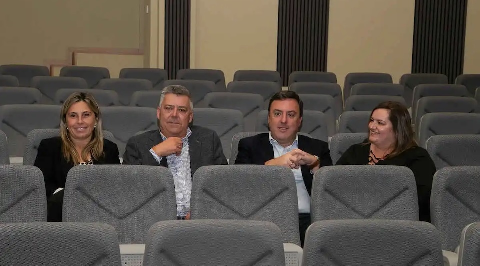 Politicos no Auditorio do viso-Carnota