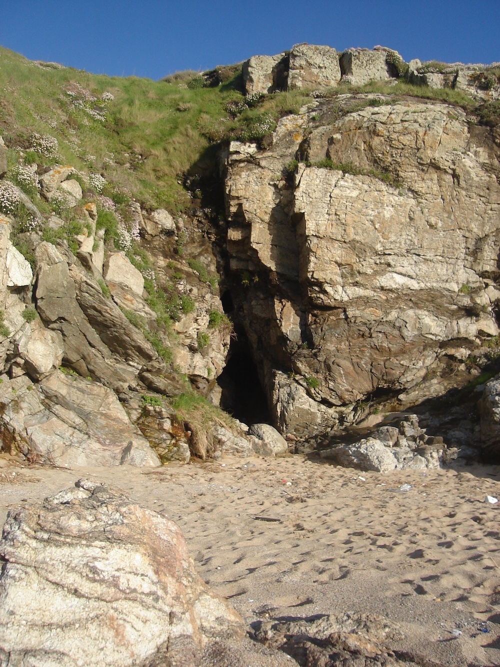 cova do encanto mar de fora