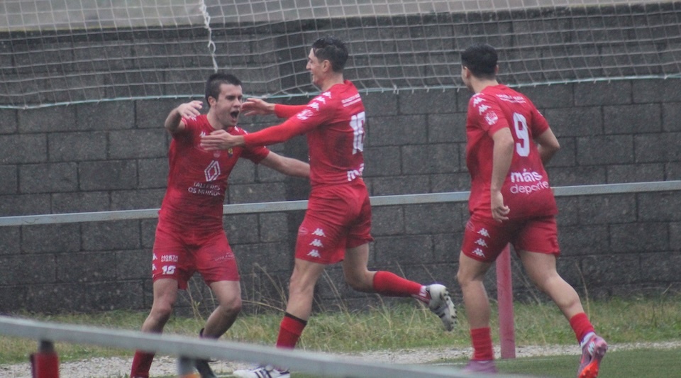 Muxia-Cacheiras-Foto-Marina Busto  GOl de Carlos Costa