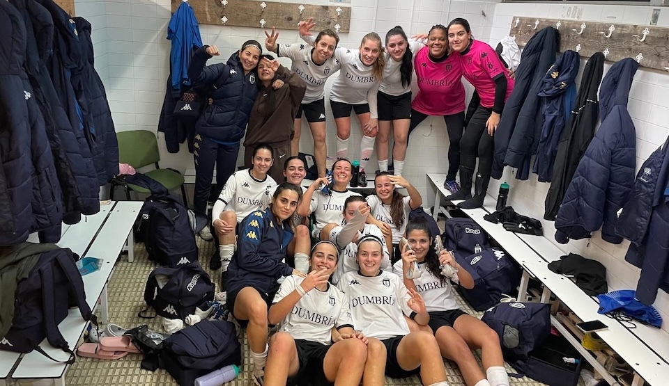 CF DUmbria FEm celebra vitoria