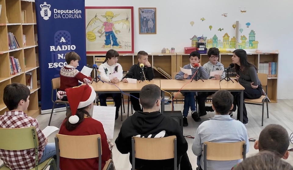 Radio Escolar coa RadiONeria copia 3