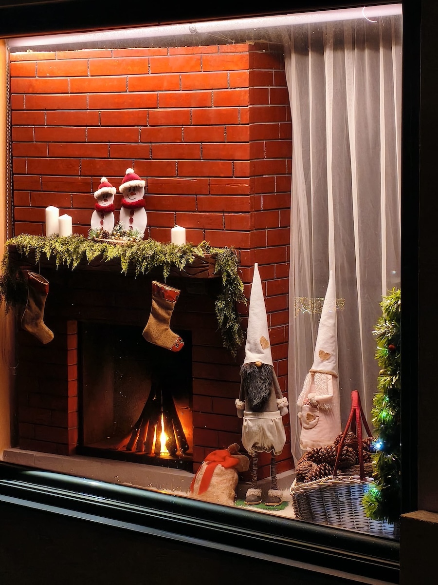 Escaparate Nadal Perruquería Ana Ures