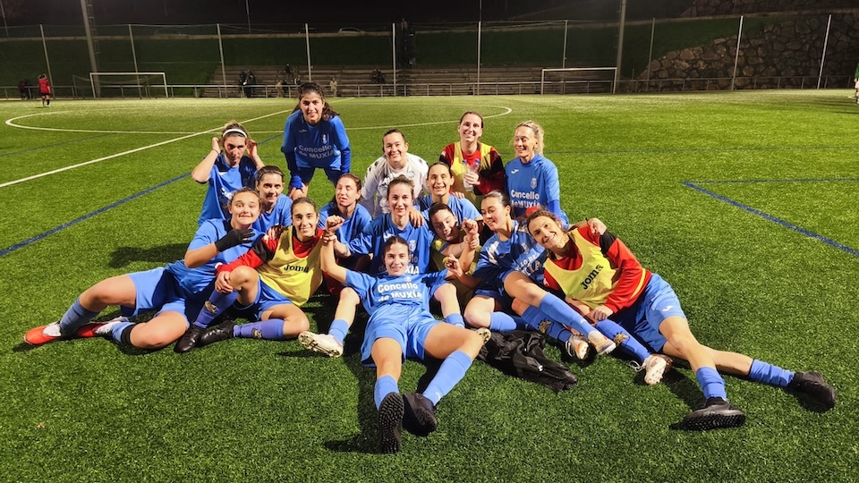 Muxia CF Fem tras unha nova vitoria