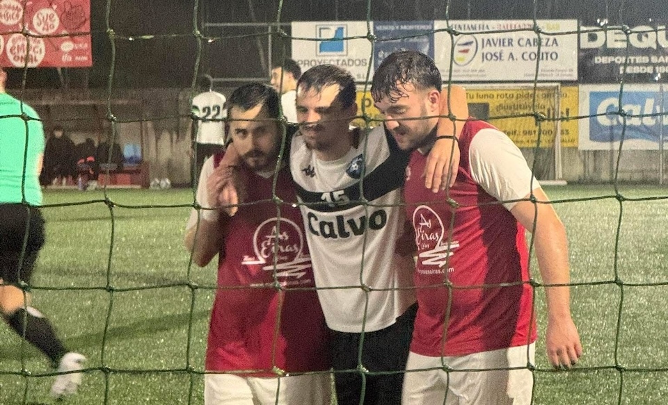 Eloy do SD Oza saindo do campo lesiona 