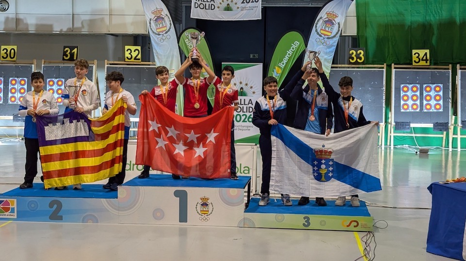 Galicia e Vimainzo no podio do Campionato de Espana de Tiro con Arco