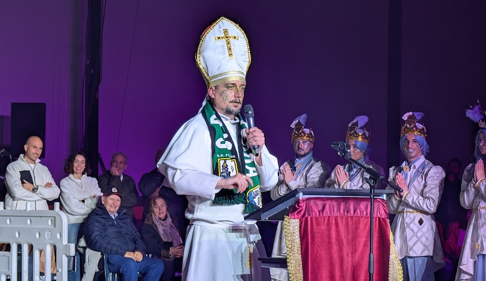 Entroido Fisterra 2026-Sumbadeira Papa copia