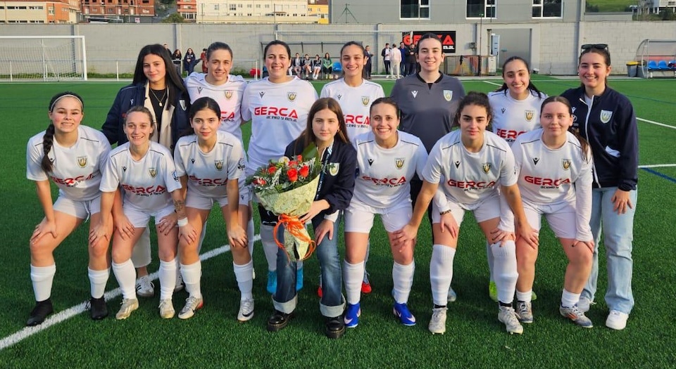 11 do Soneira SC coa cadete Gema Mouzo
