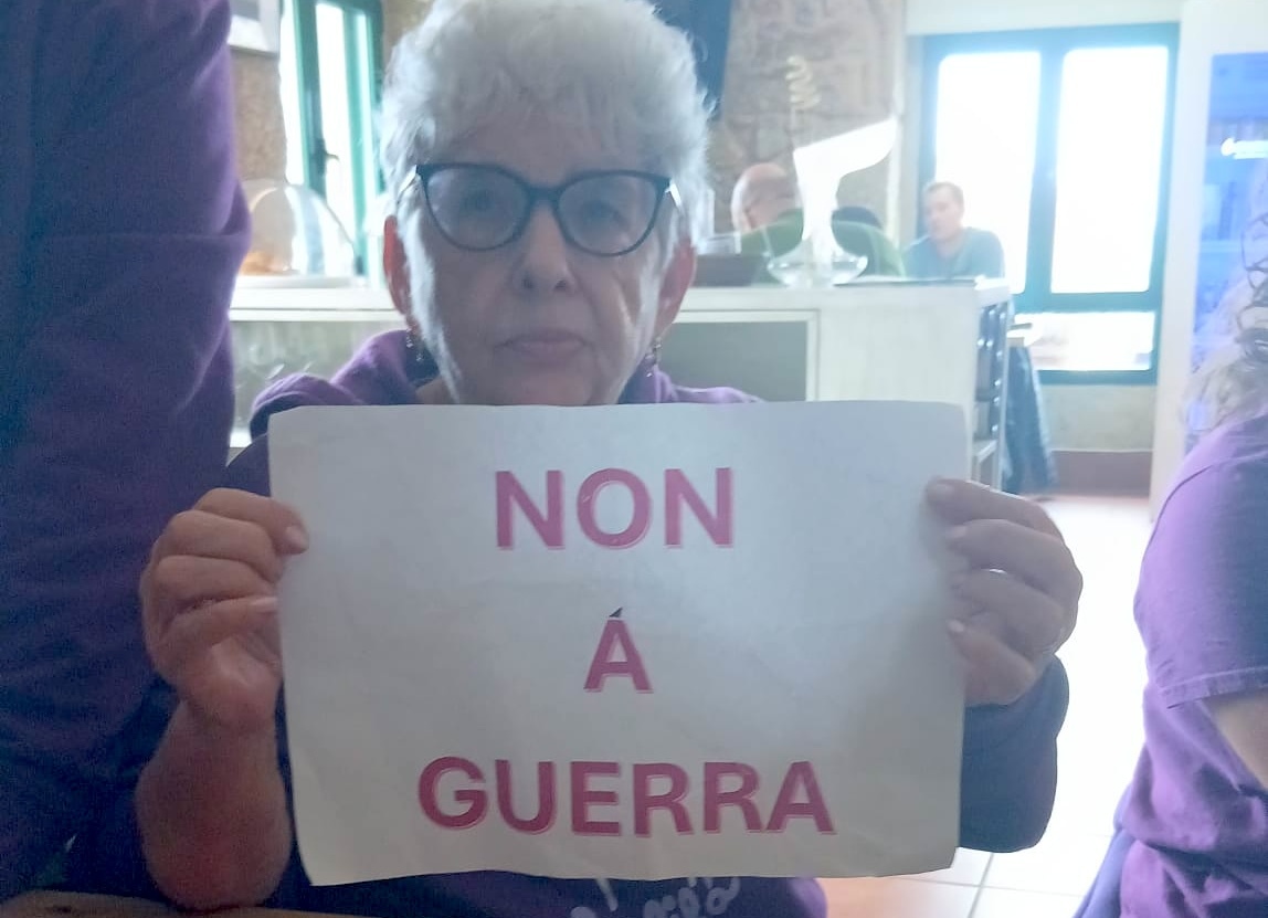 8M en Carnota co Non a Guerra