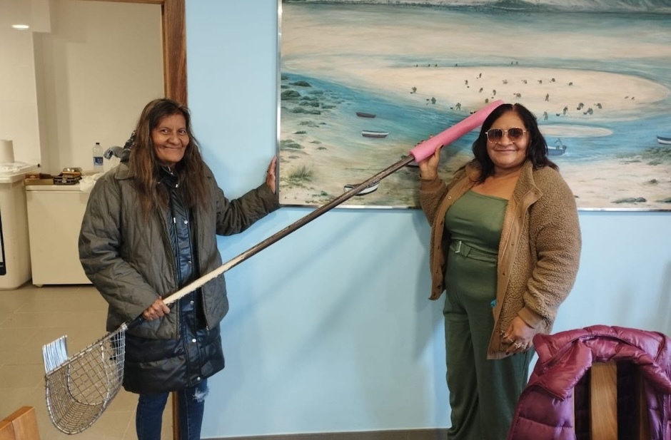 Mulleres bravas de Honduras coas mariscadorsa do Anllons