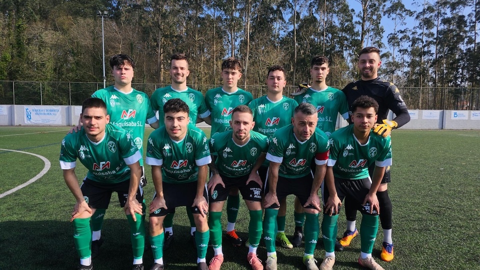 11 do Xallas FC que venceu en Baio