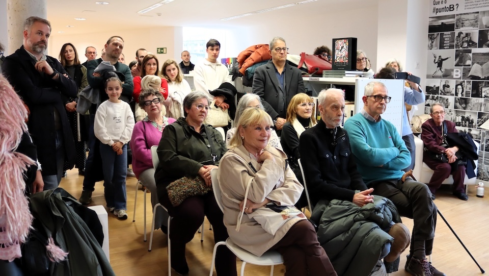 Carballo abre as portas ao universo escénico de Xoán Manuel López Eirís
