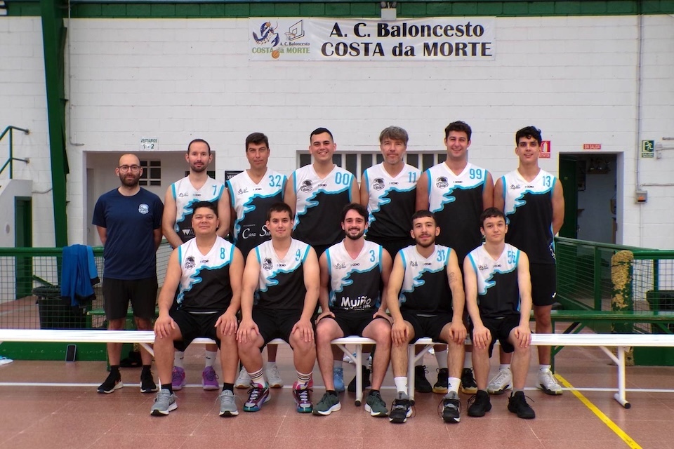 ACB Costa da Morte equipo senior masculino blanco copia