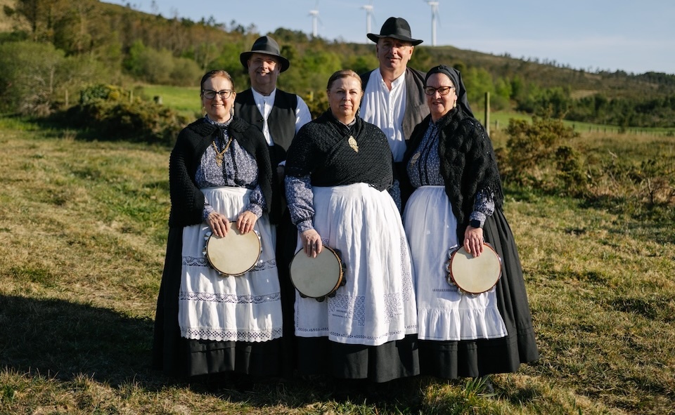 Mostra Vindemo Ver Carnota 2026-Pandereteiras