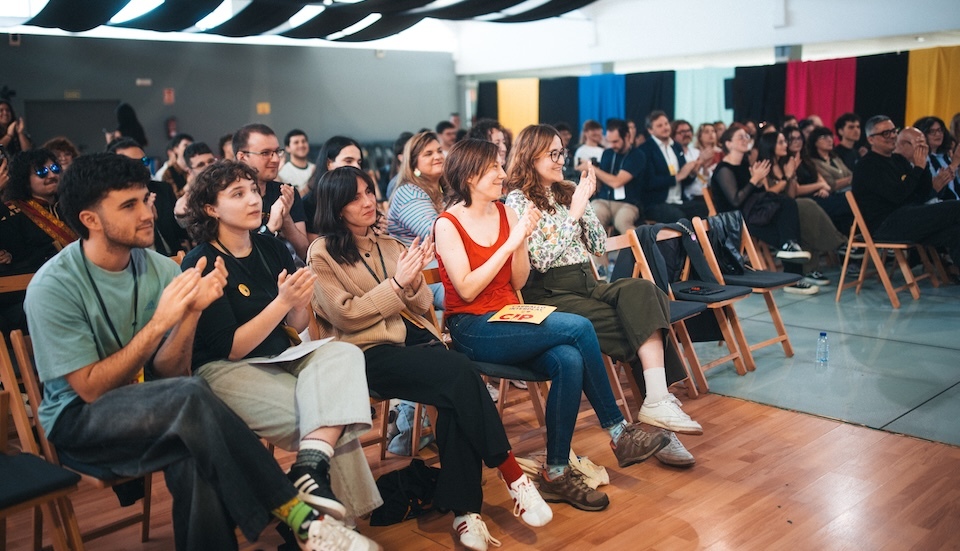 Publico na entrega do Carballo Interplay 2026-Foto-Aigiboga