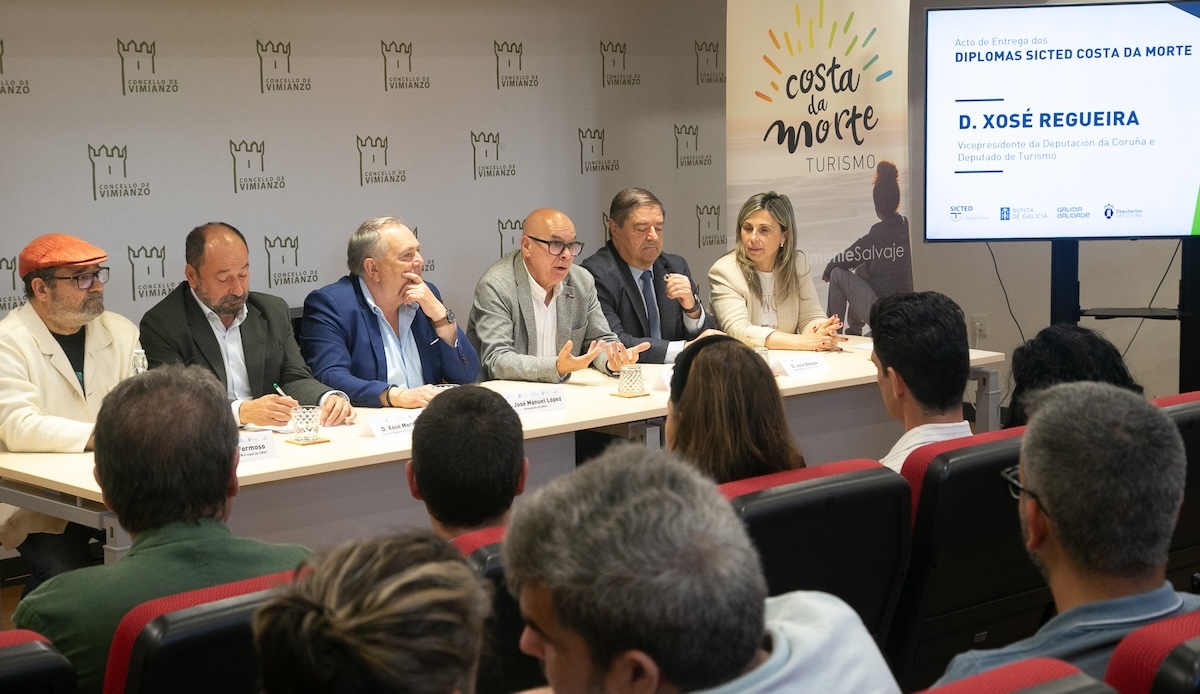 Entrega diplomas Sicted Costa da Morte (2) copia