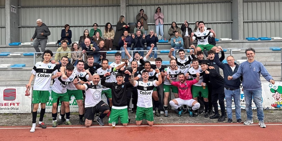 SD OZa celebrando o titulo en Cee 2