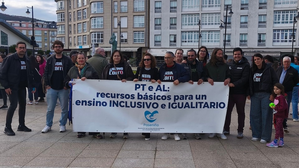 Manifestacion ensino 6m_Cee_Pasenino