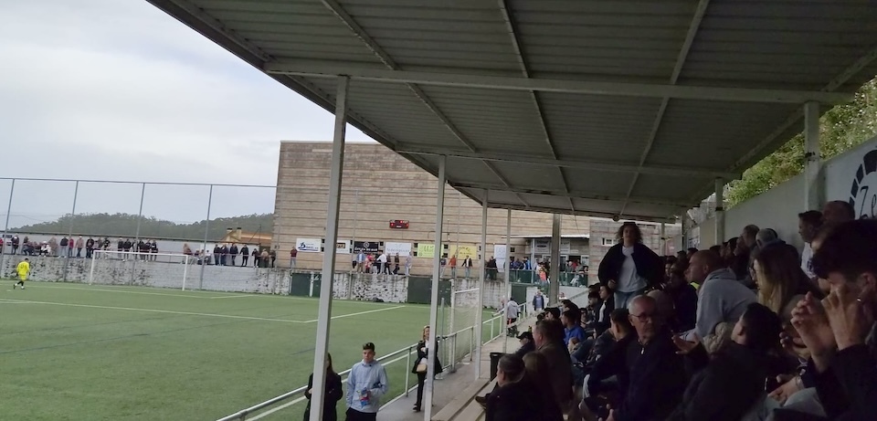 Ambientazo en Miraflores para o derbi muradan