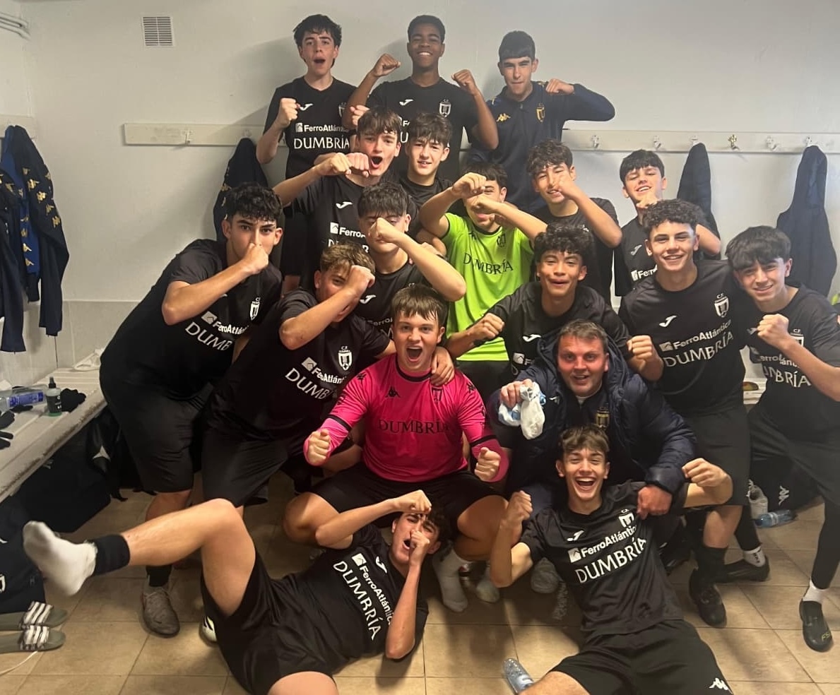 CF DUmbria Xuvenil celebrando