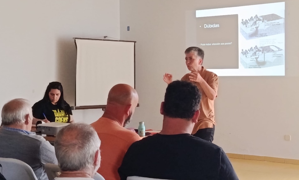 Isabel Segura e na Charla sobre a Mina de Coens 2