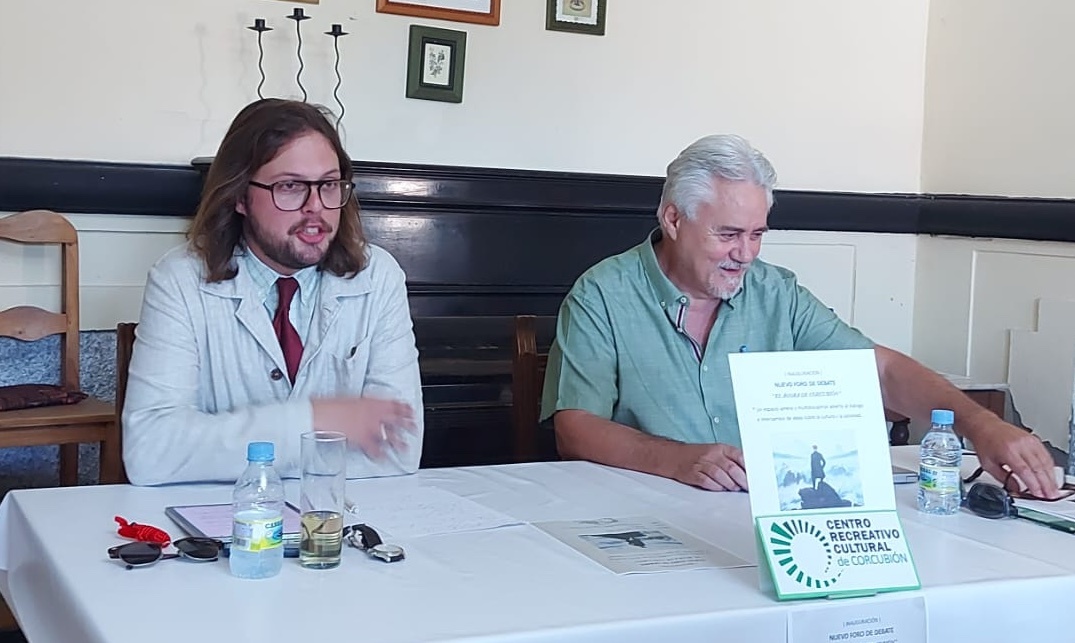 Abraham Trillo e José Mayo no Casino de Corcubion